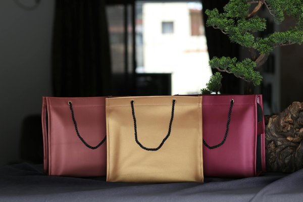 Comment créer un look de bureau chic et confortable ?